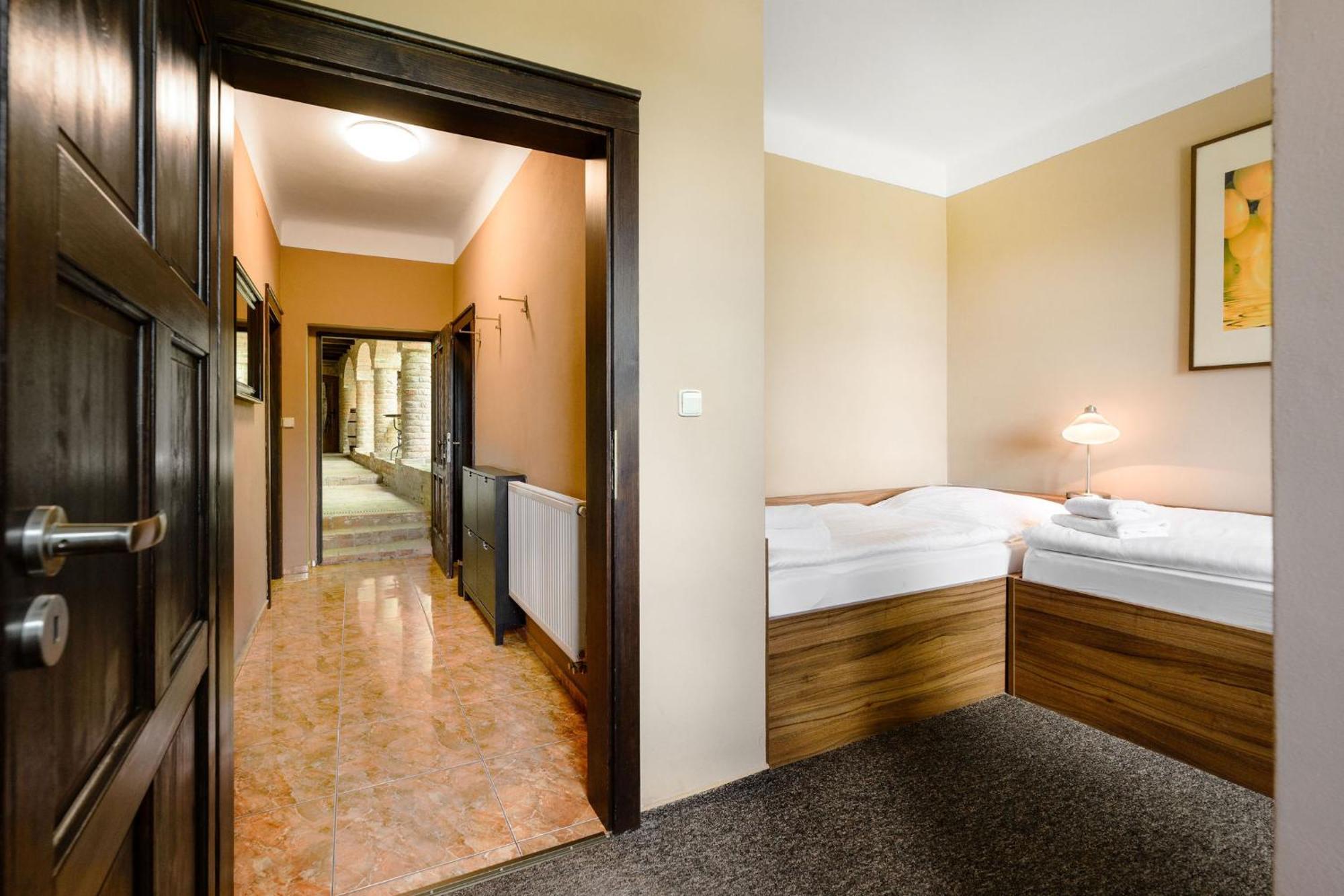 Villa Daniela Úvaly Екстериор снимка